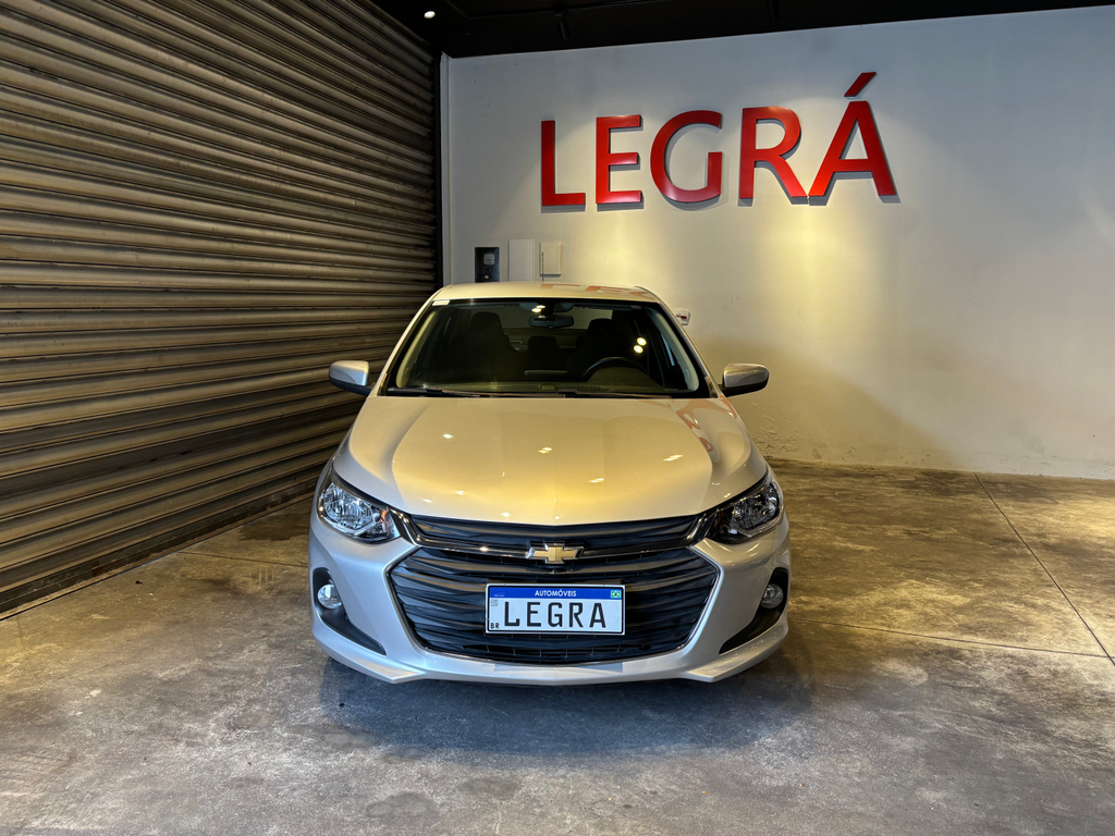 Chevrolet Onix Sedan Prata