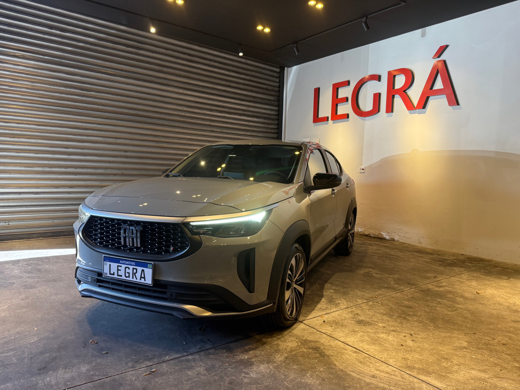 Fiat FASTBACK Cinza
