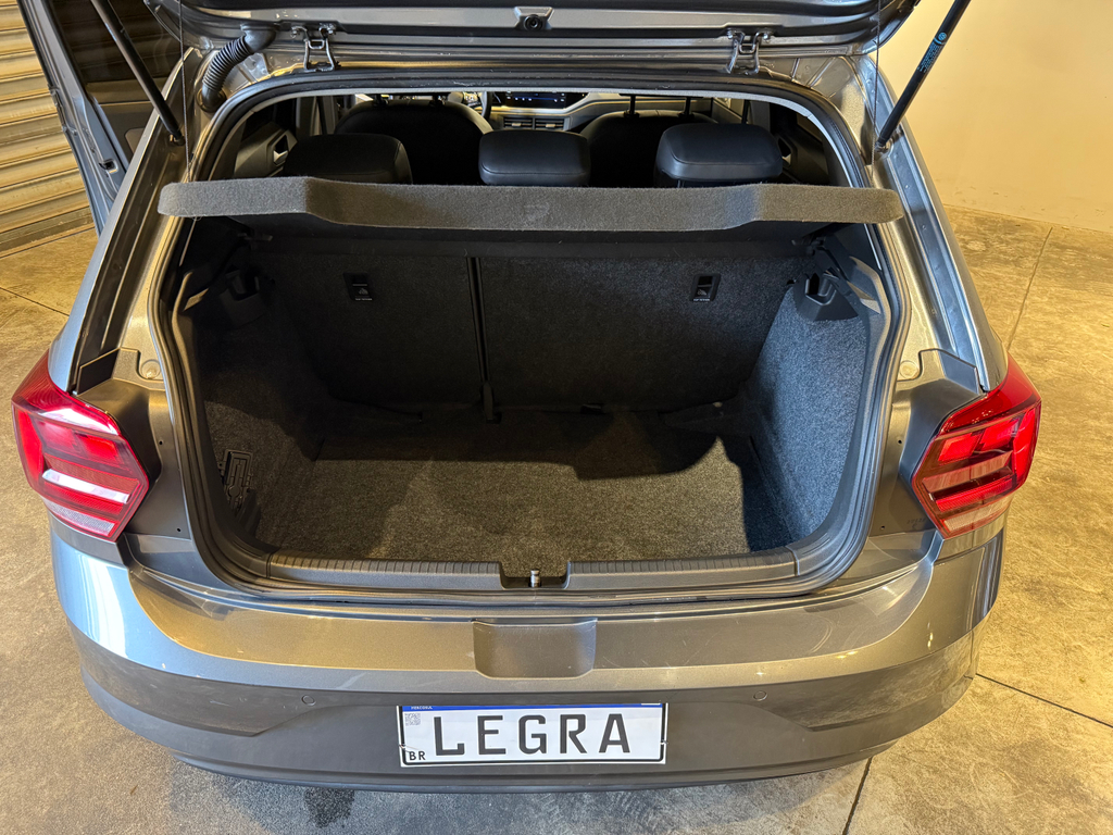 Volkswagen Polo Cinza