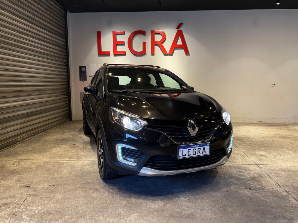 Renault Captur Preto