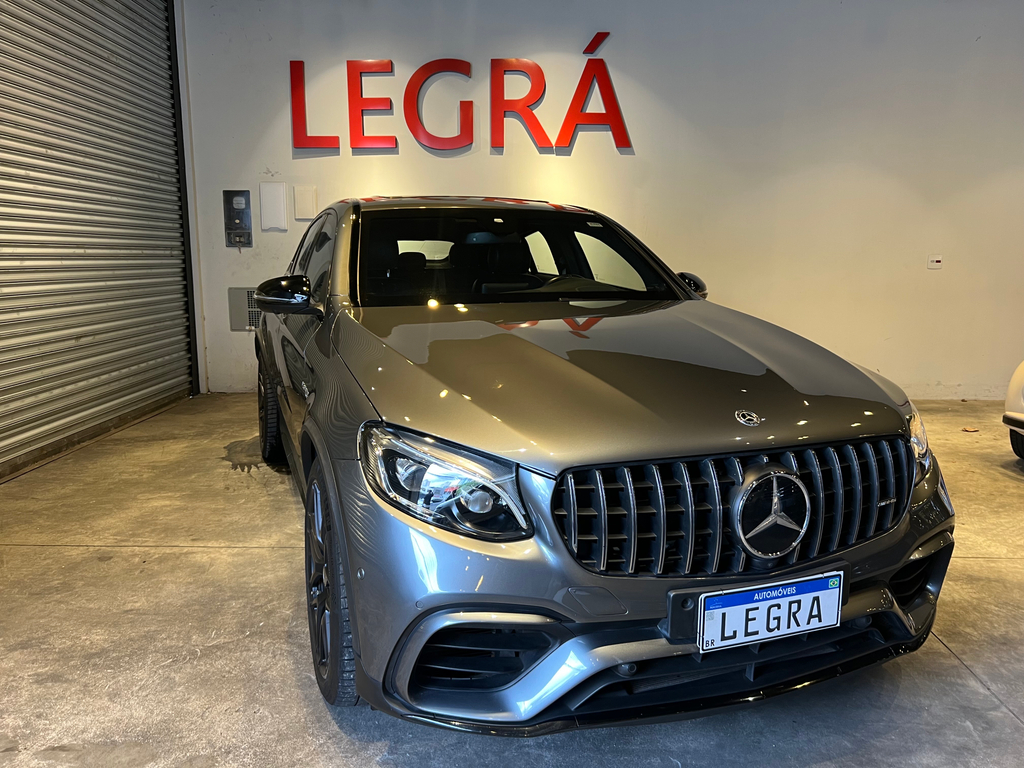 Mercedes Benz GLC-63 Cinza