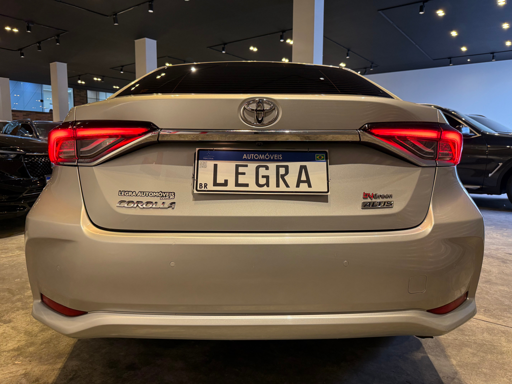 Toyota Corolla Altis Prata