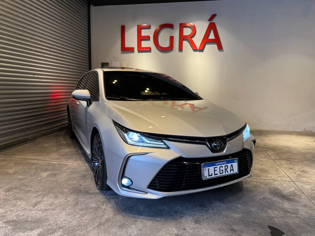 Toyota Corolla Altis Prata