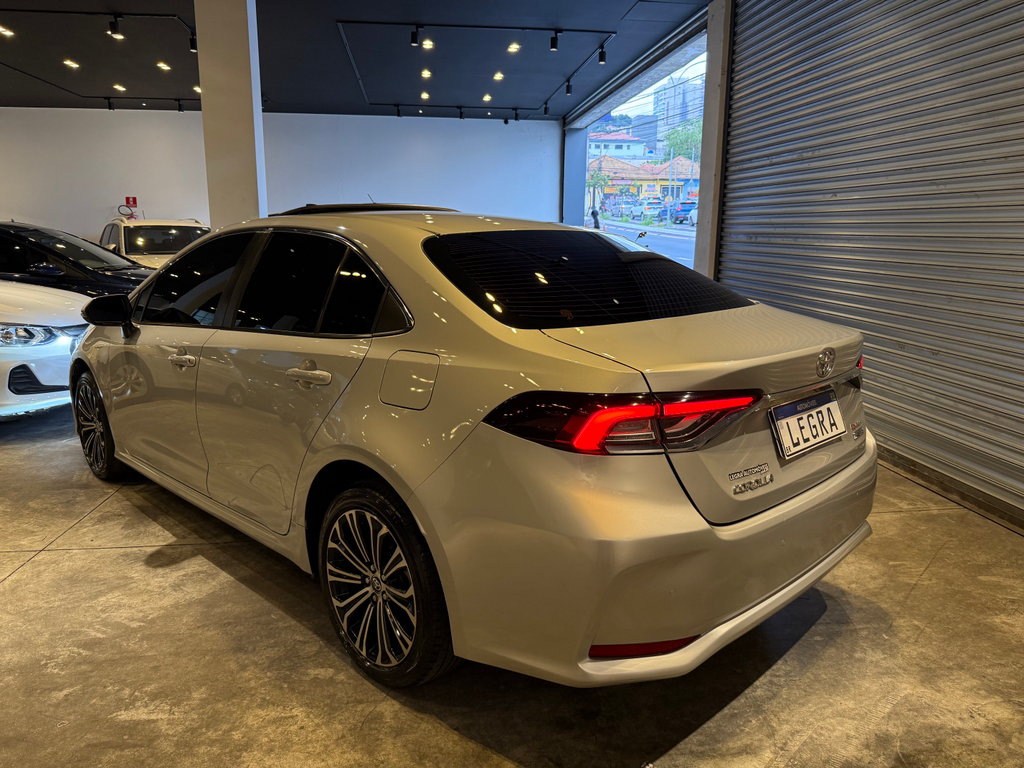 Toyota Corolla Altis Prata