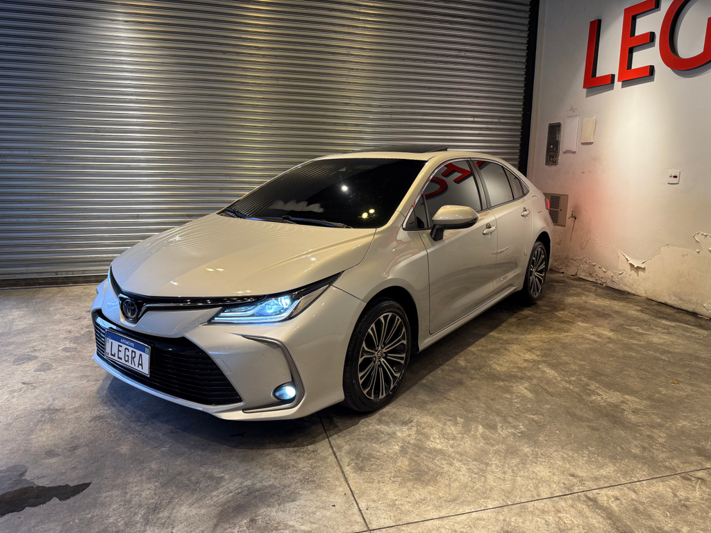 Toyota Corolla Altis Prata