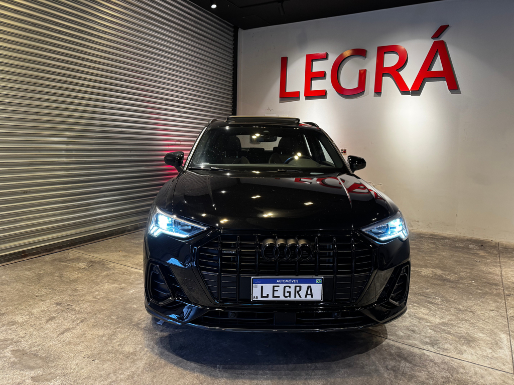 Audi Q3 Preto