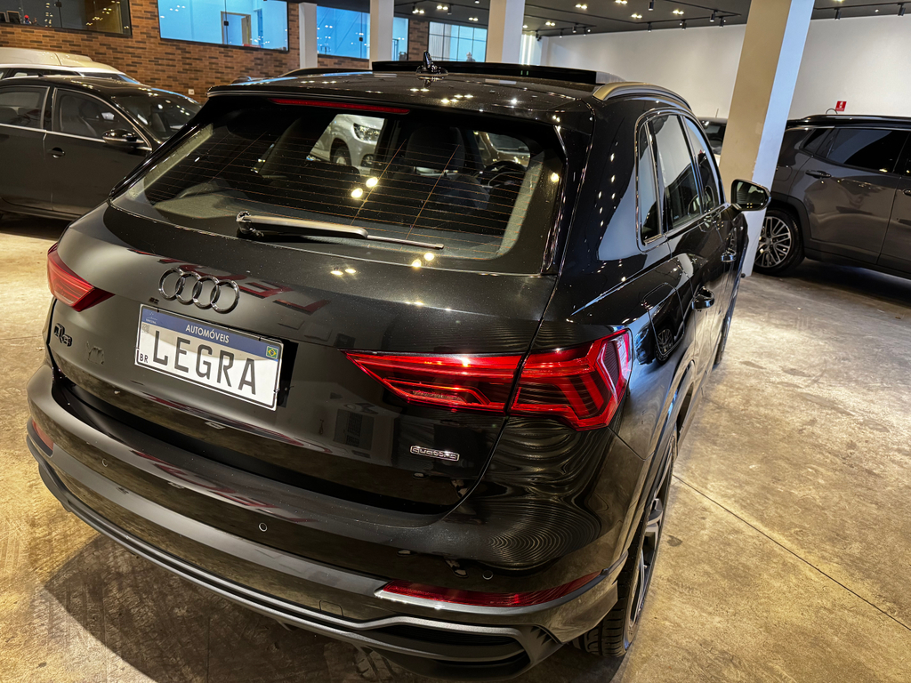 Audi Q3 Preto