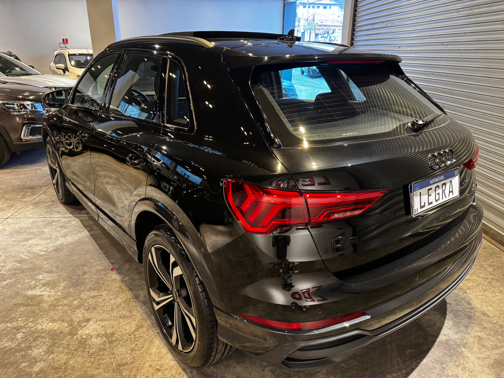 Audi Q3 Preto