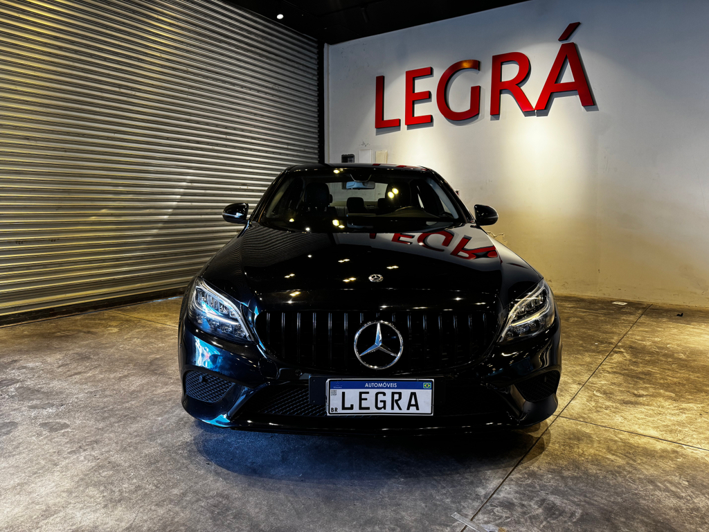 Mercedes Benz C-180 Preto
