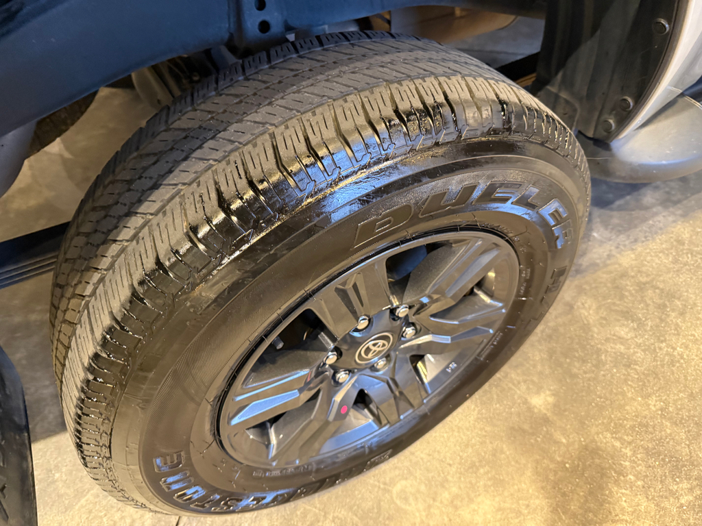 Toyota Hilux Cabine Dupla Prata