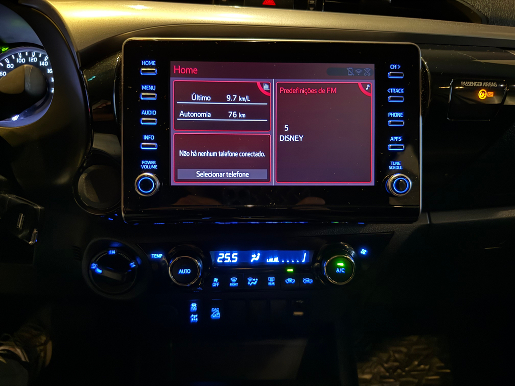 Toyota Hilux Cabine Dupla Prata
