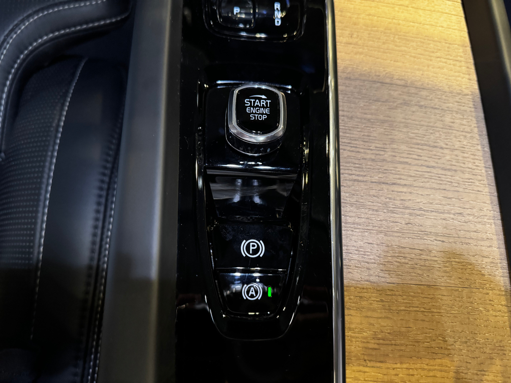 Volvo XC60 Preto