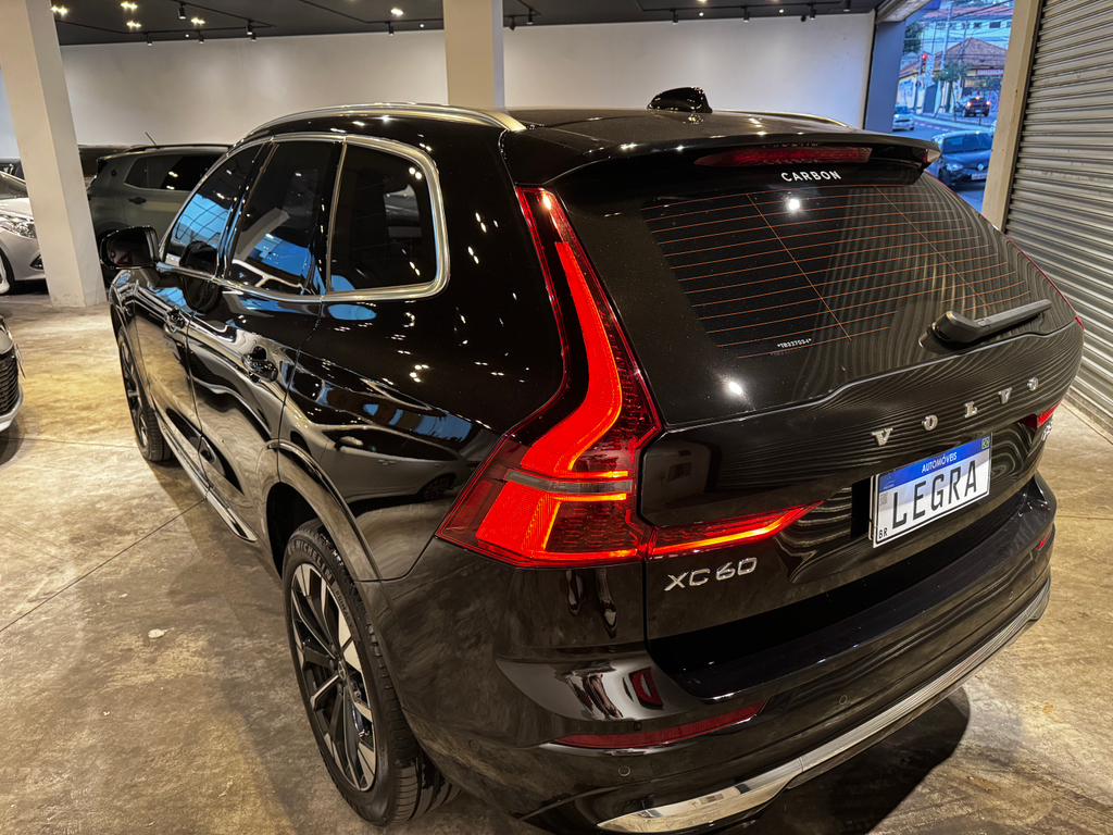 Volvo XC60 Preto