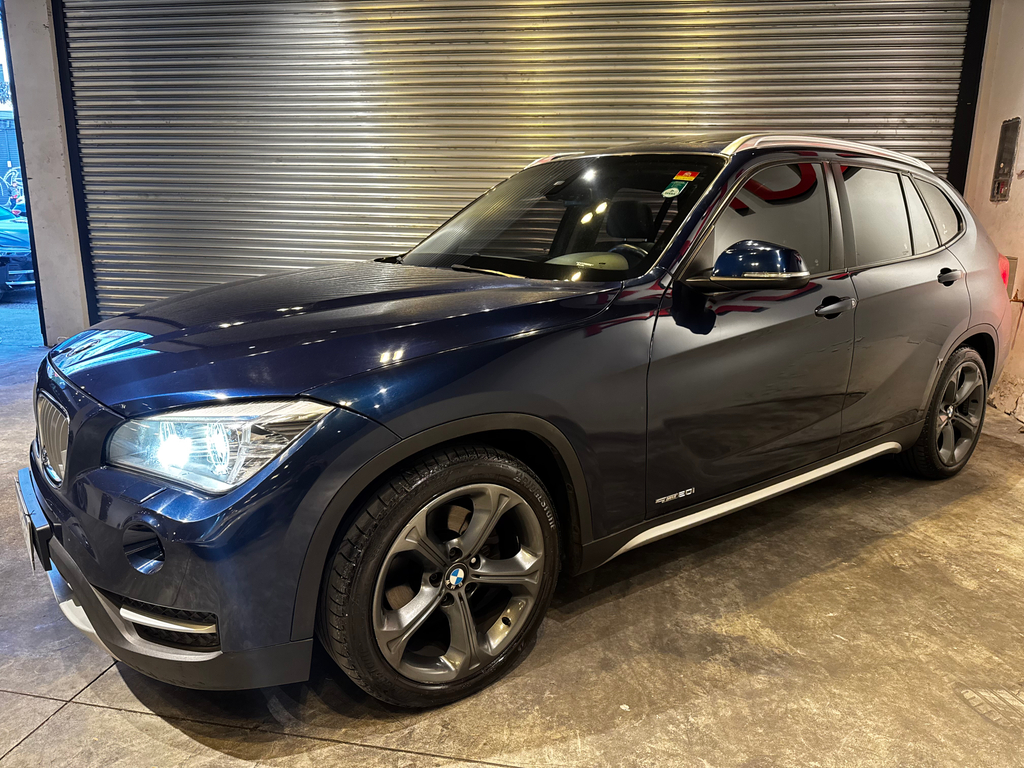 BMW X1 Azul