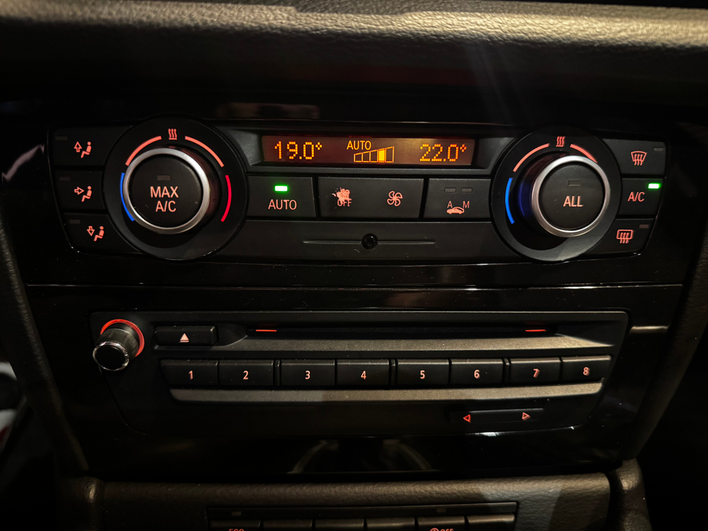 BMW X1 Azul