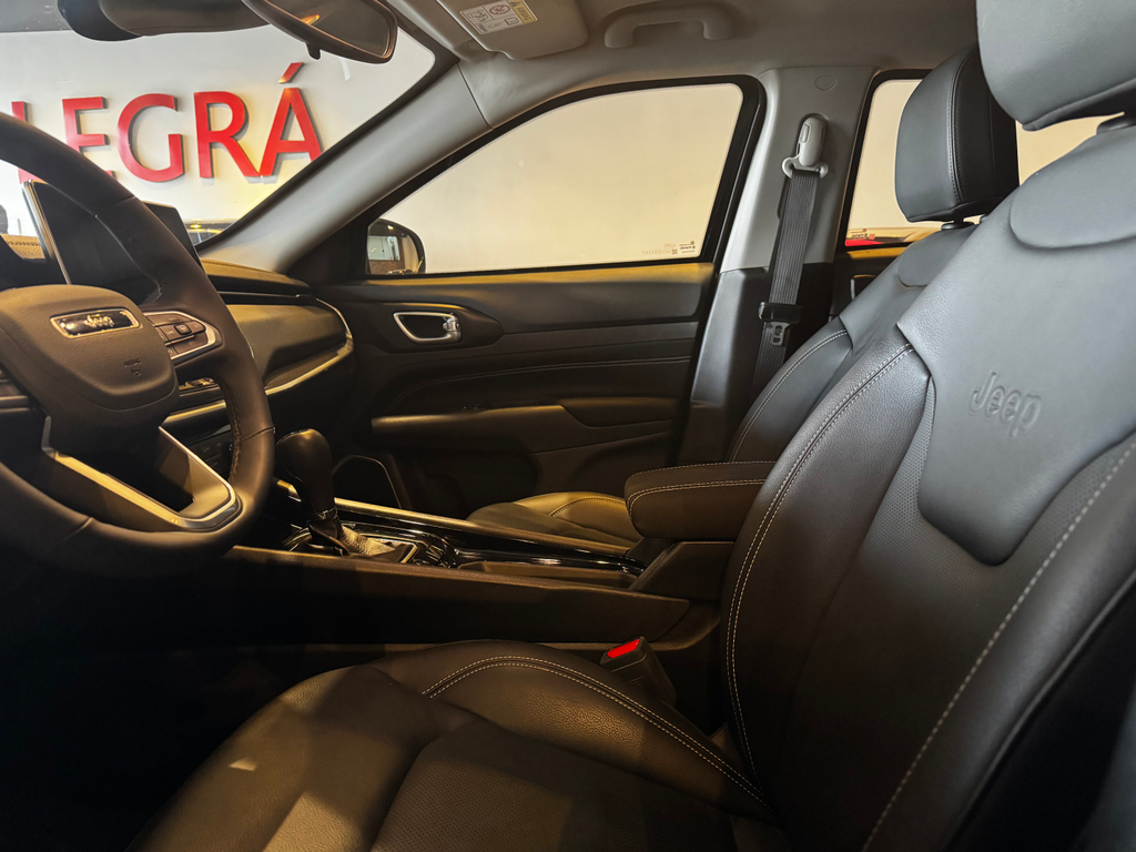 Jeep Compass Preto