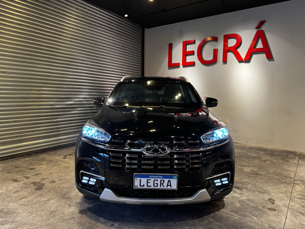 Chery Tiggo 8 Preto