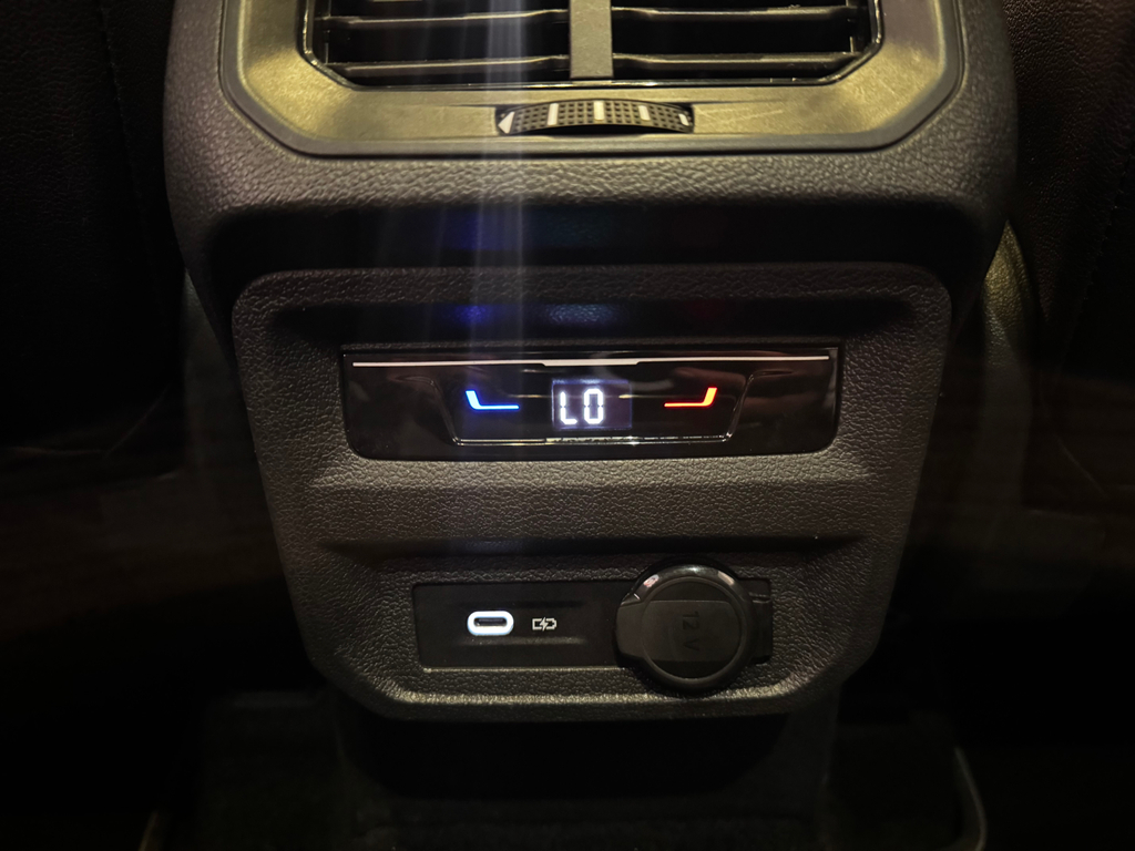 Volkswagen Tiguan Preto