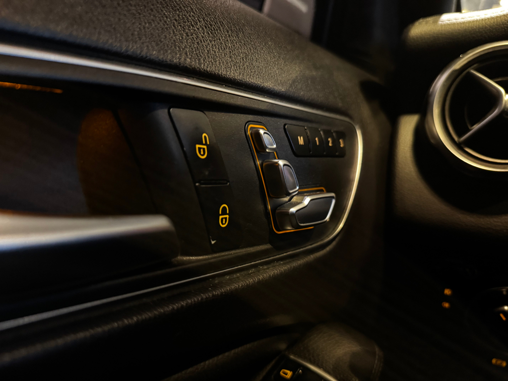 Mercedes Benz GLA-200 Branco