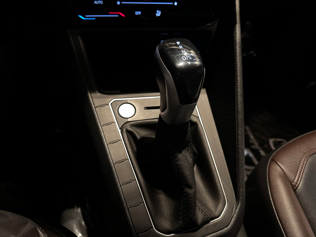 Volkswagen Virtus Prata
