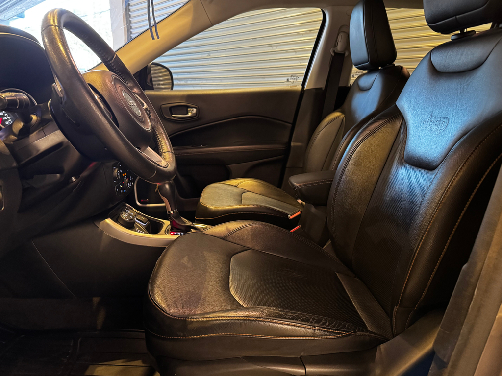 Jeep Compass Cinza