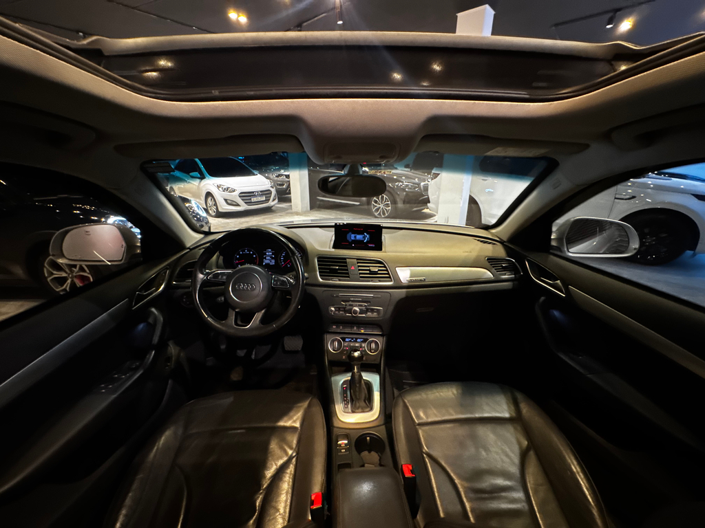 Audi Q3 Prata