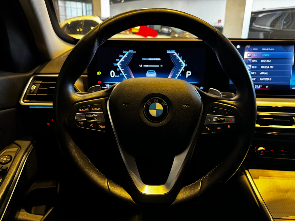 BMW 320i Branco