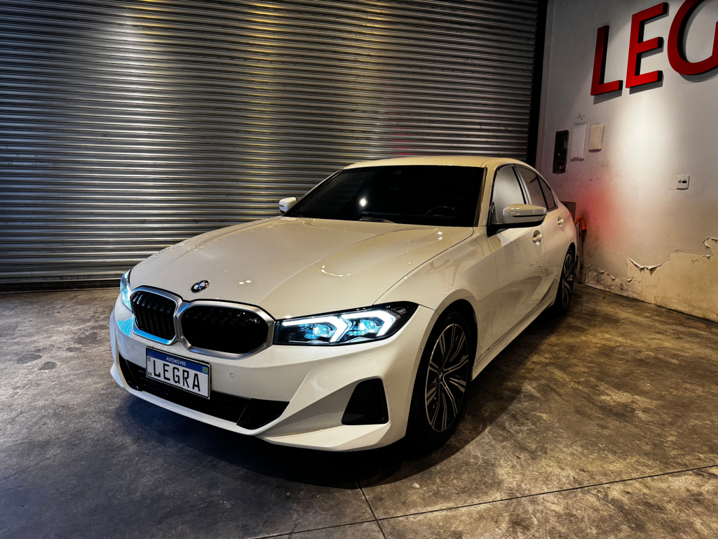 BMW 320i Branco