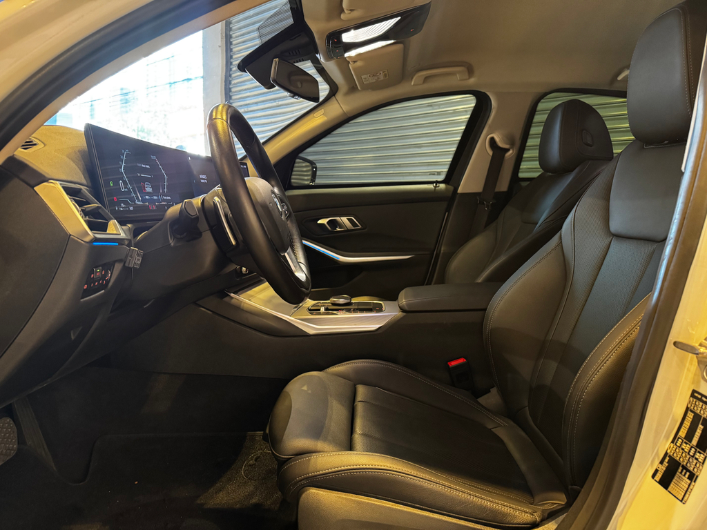 BMW 320i Branco