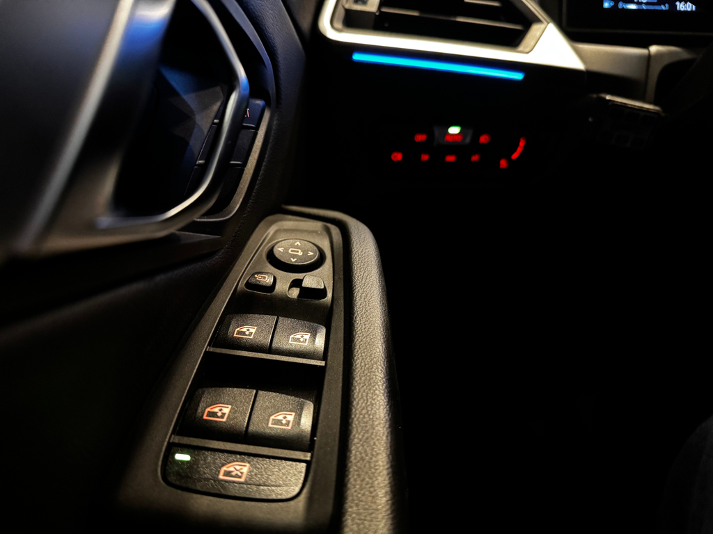BMW 320i Branco