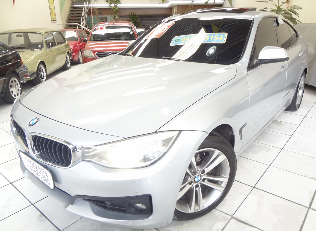 BMW 320i Prata