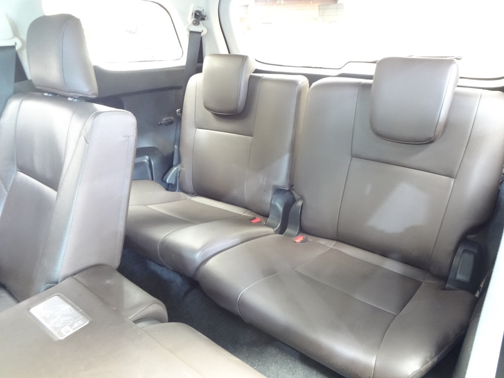 Toyota Hilux SW4 Cinza