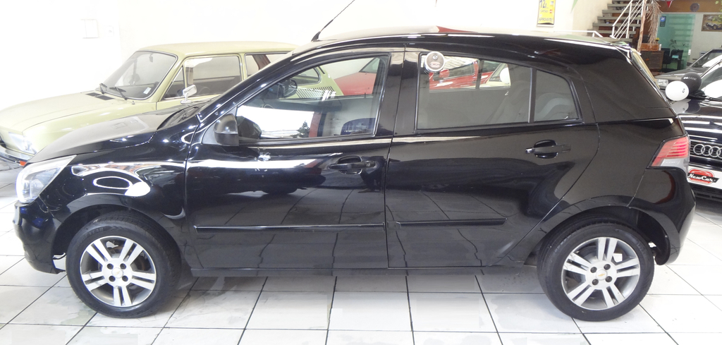 Chevrolet Agile Preto
