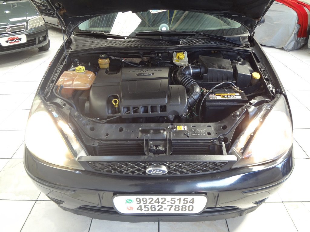 Ford Focus Preto