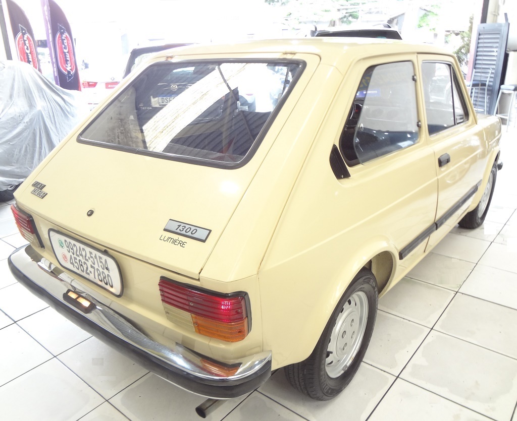 Fiat 147 Bege