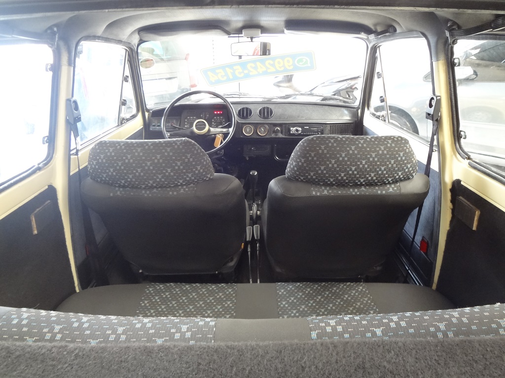 Fiat 147 Bege