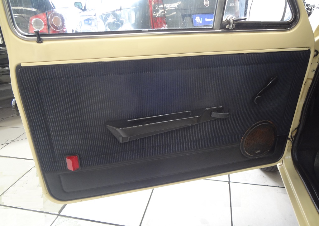 Fiat 147 Bege