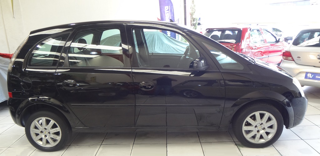 Chevrolet Meriva Preto
