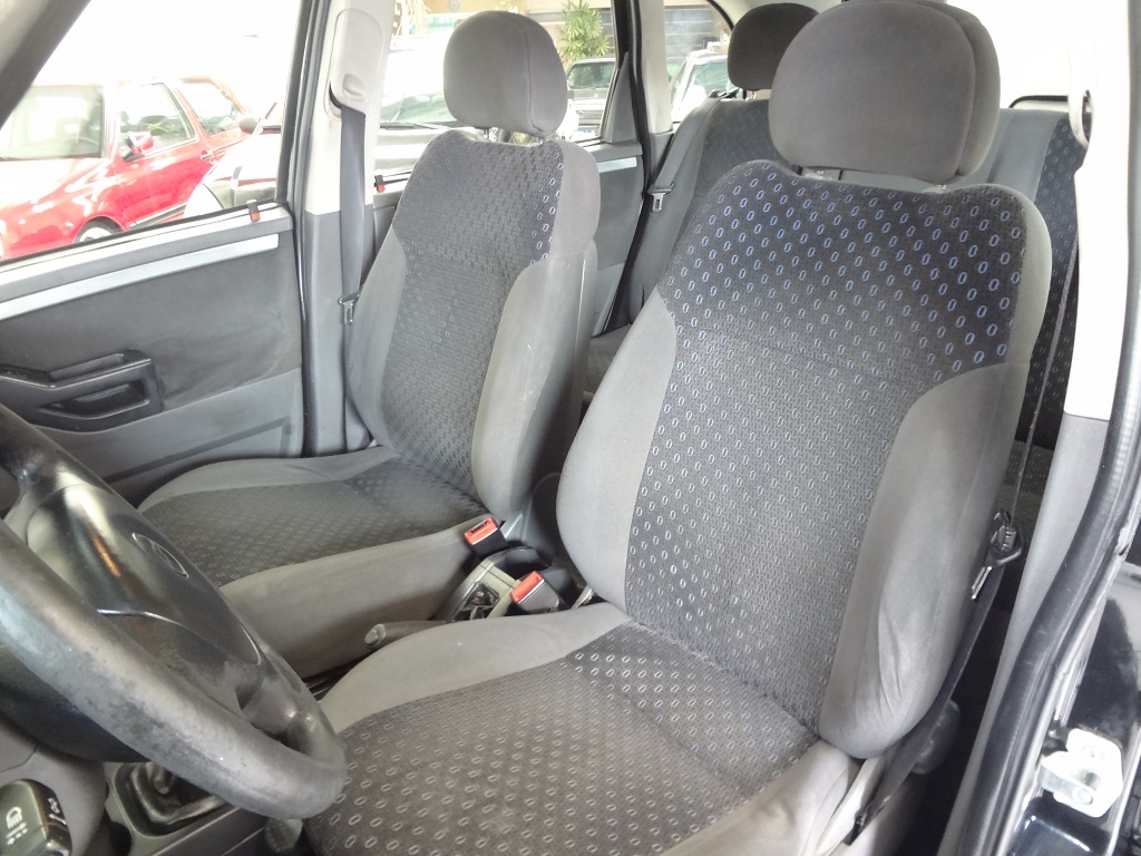 Chevrolet Meriva Preto