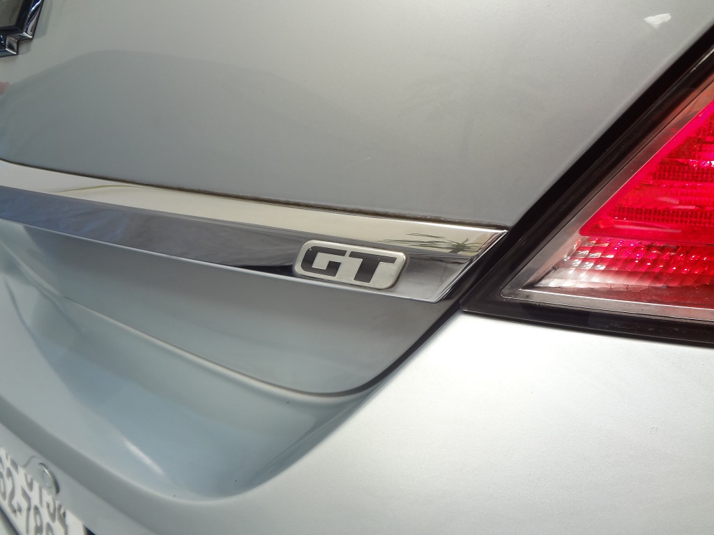 Chevrolet Vectra GT Prata