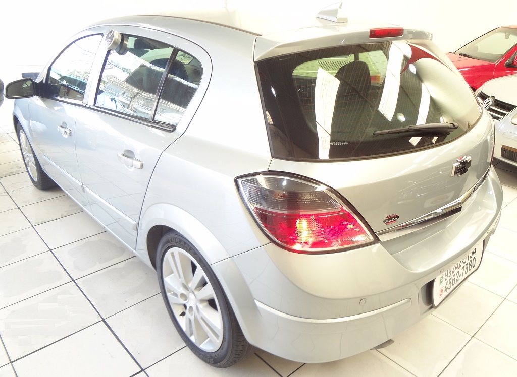 Chevrolet Vectra GT Prata