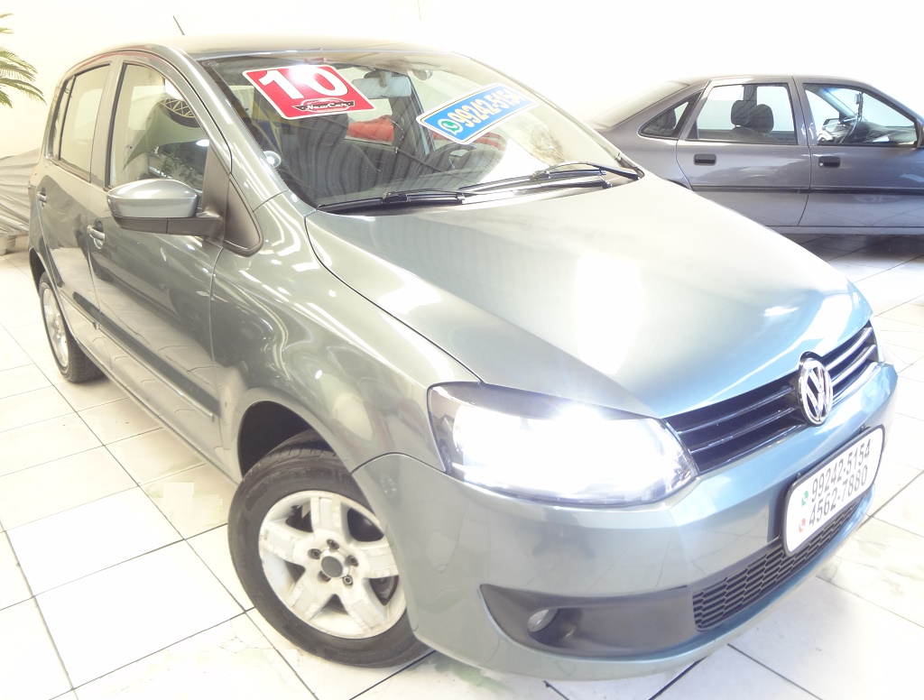 Volkswagen Fox Cinza