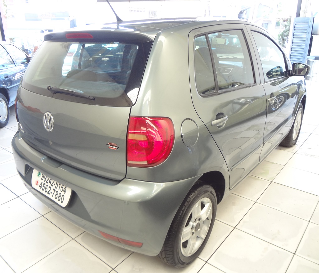 Volkswagen Fox Cinza