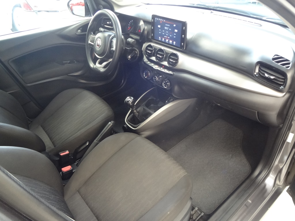 Fiat Argo Cinza