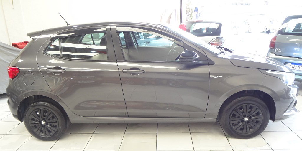 Fiat Argo Cinza