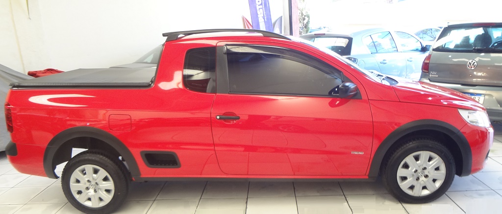 Volkswagen Saveiro Vermelho