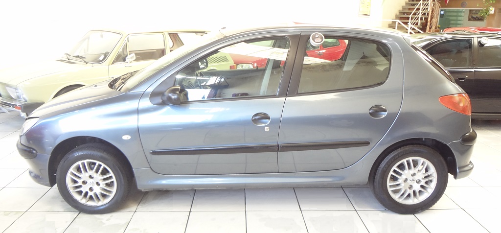 Peugeot 206 Cinza
