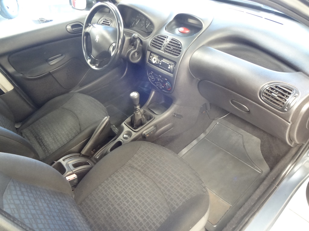 Peugeot 206 Cinza
