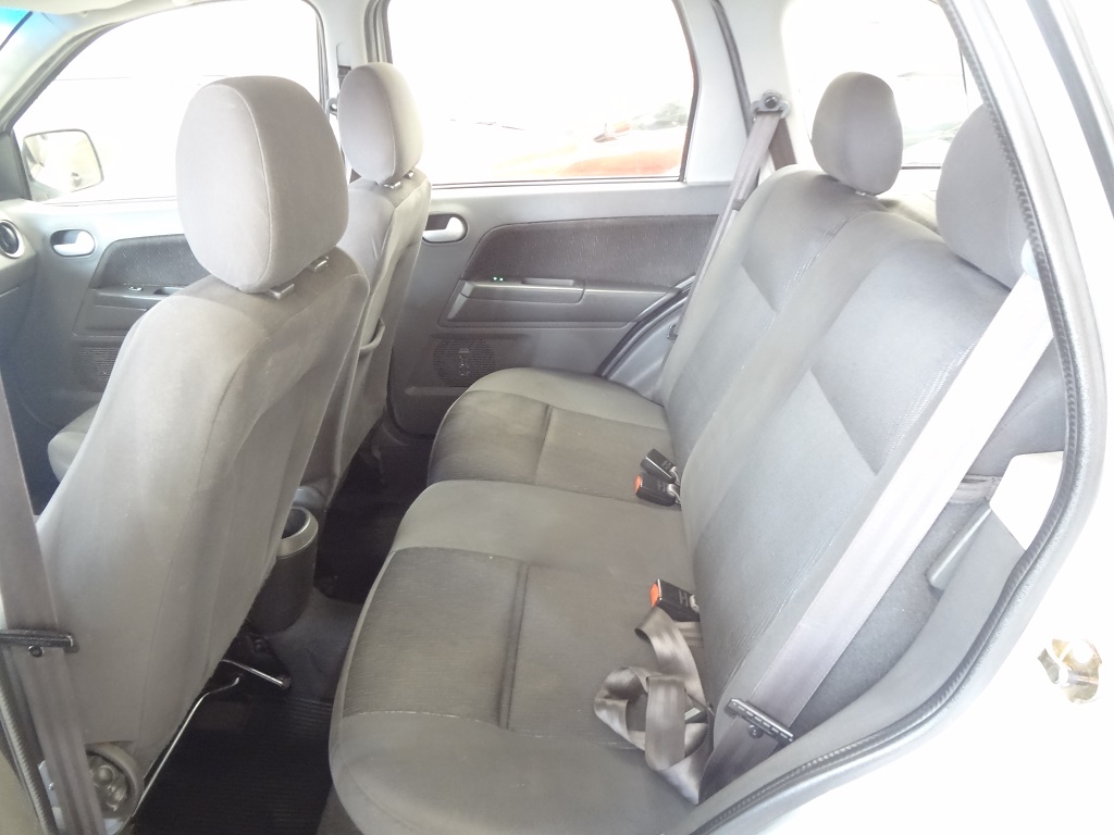 Ford EcoSport Prata