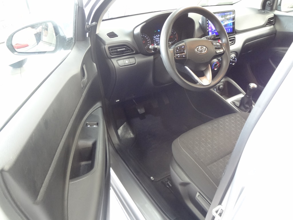 Hyundai HB20 Cinza